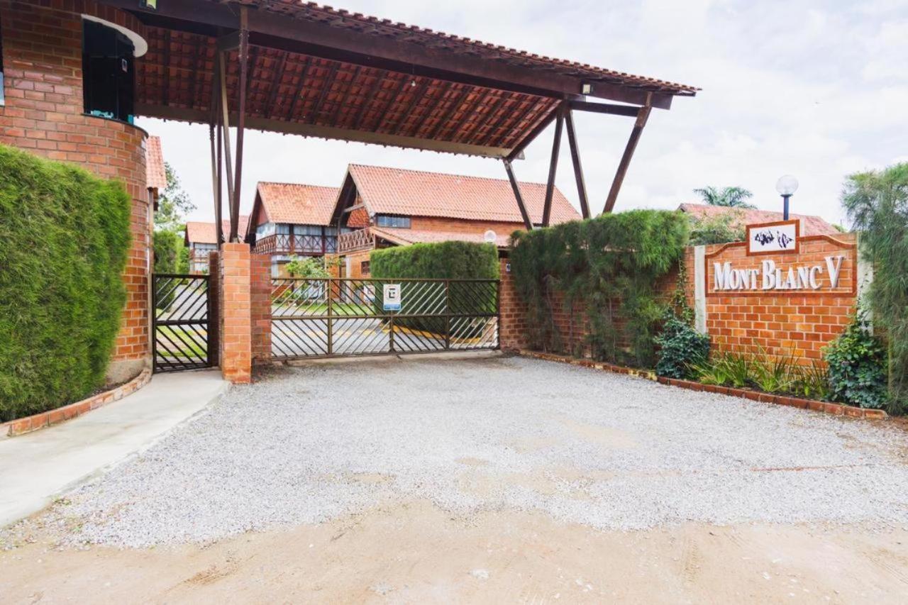 Lindo Chale Em Gravata - Condominio Mont Blanc V Екстер'єр фото